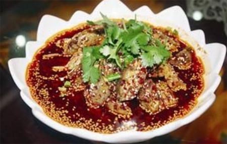 鼦